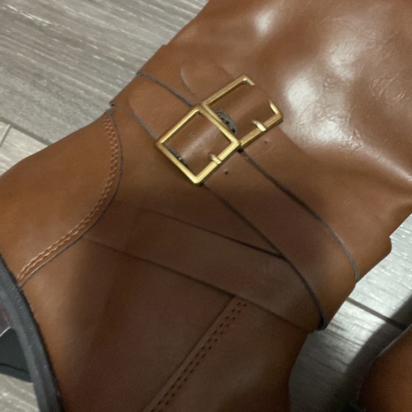 NWT! Arizona Brown‎ Leather Knee-High Boots - Picture 3 of 5